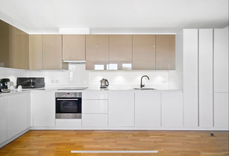 Flat Prize Walk in Greater London