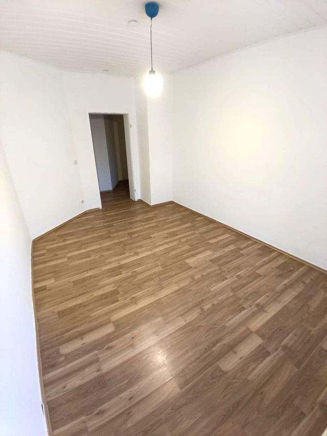 Wohnung Lengenfelder Straße in Rodewisch