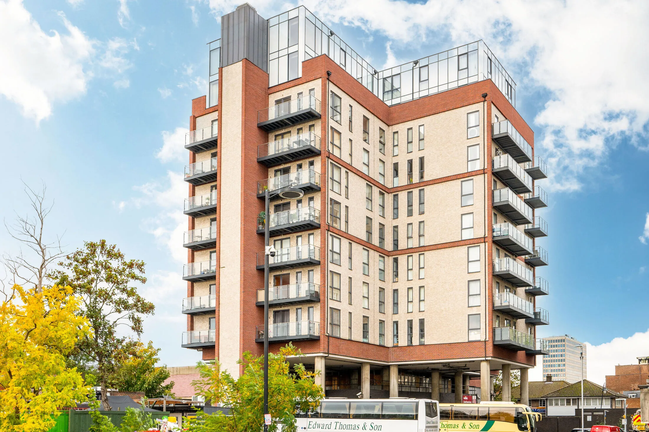 Flat Blagdon Road in Greater London
