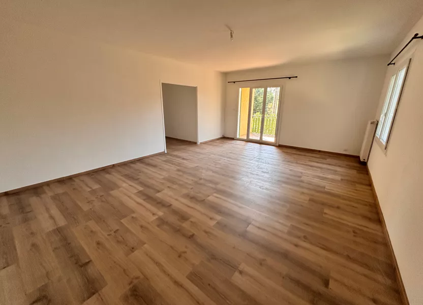 Appartement Chemin de la Combe des Pigeons à Nîmes