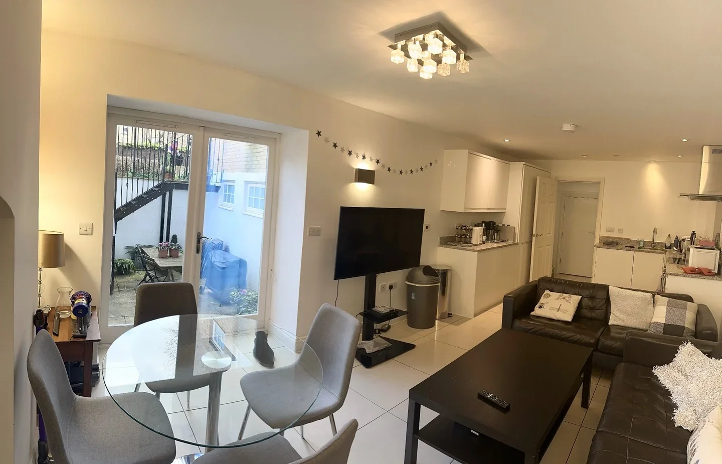 House Troon Street in Greater London