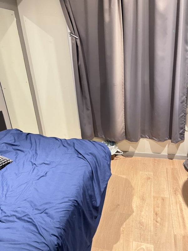 Room Wembley Hill Road in Greater London