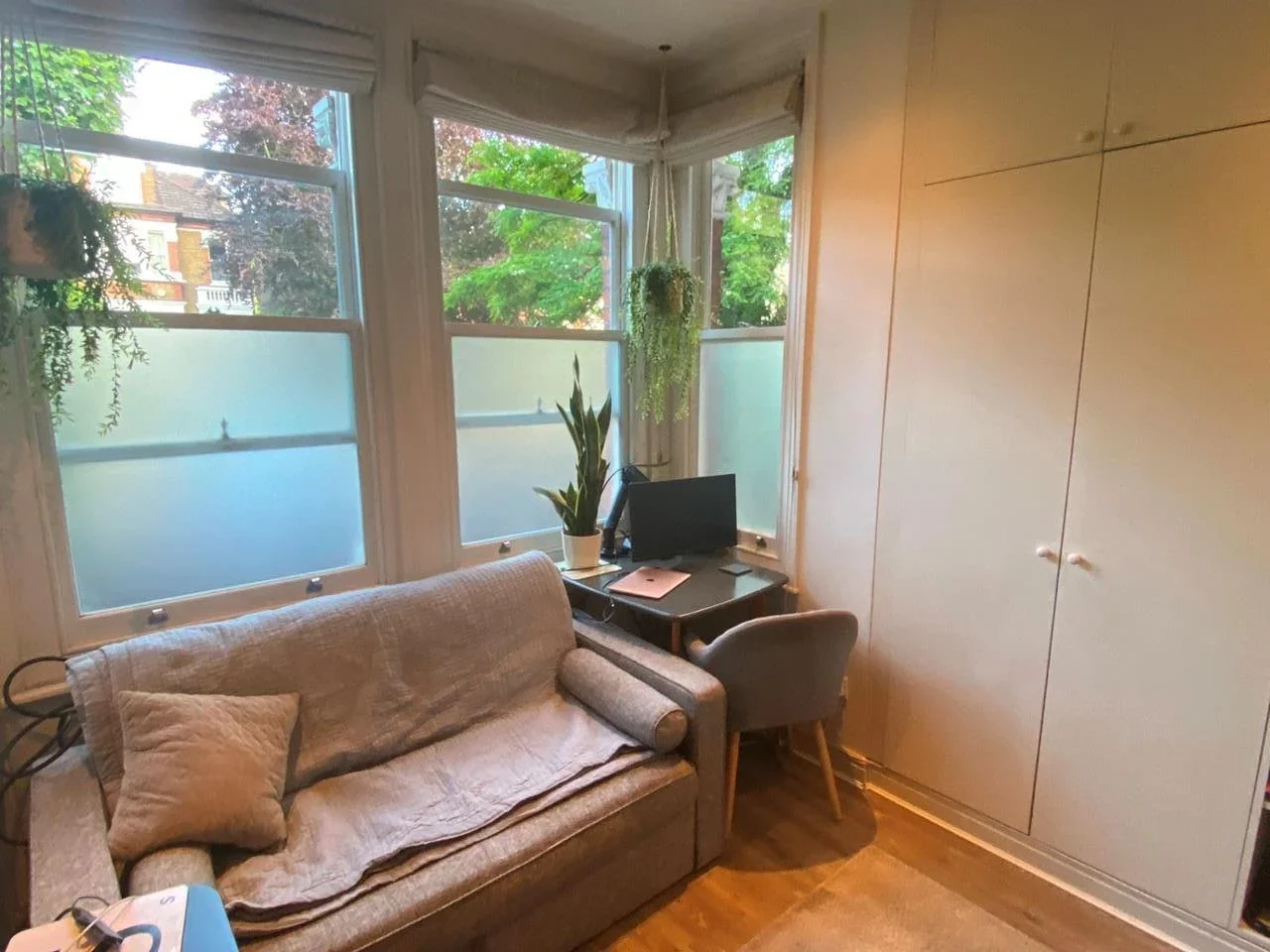 Flat Earlsfield Road in Greater London