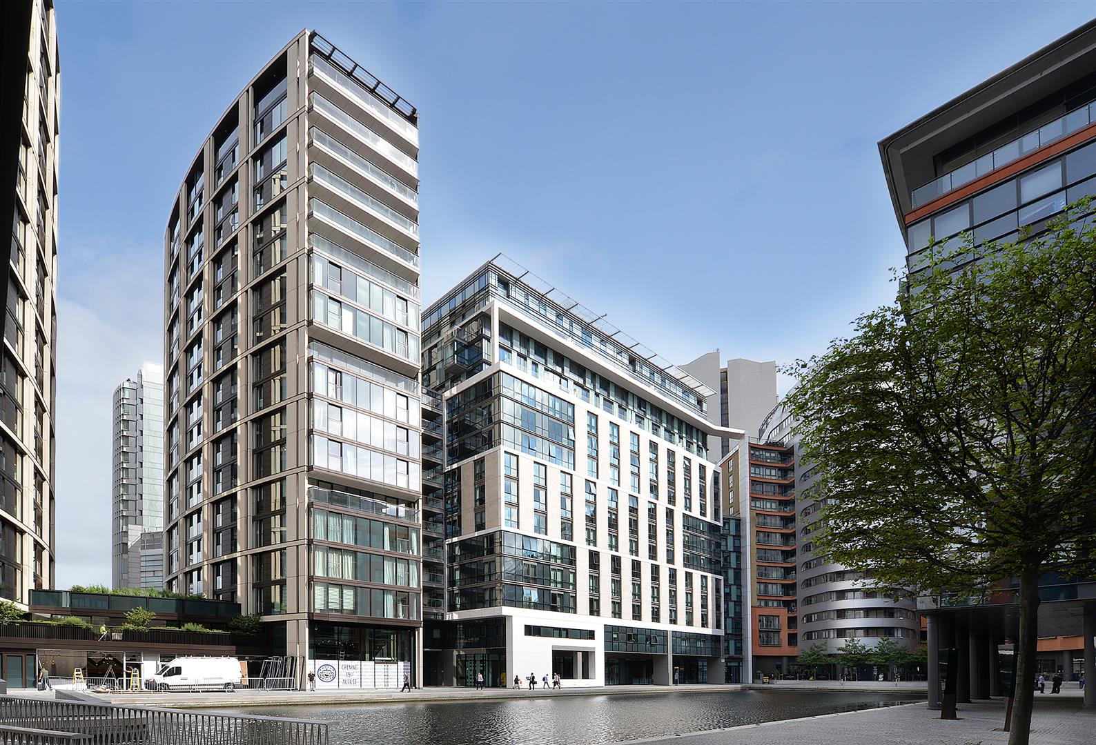 Flat Merchant Square in City of Westminster