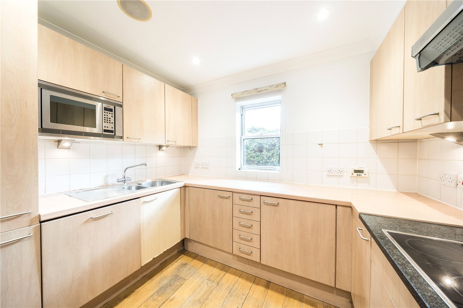 Flat Keble Place in Greater London