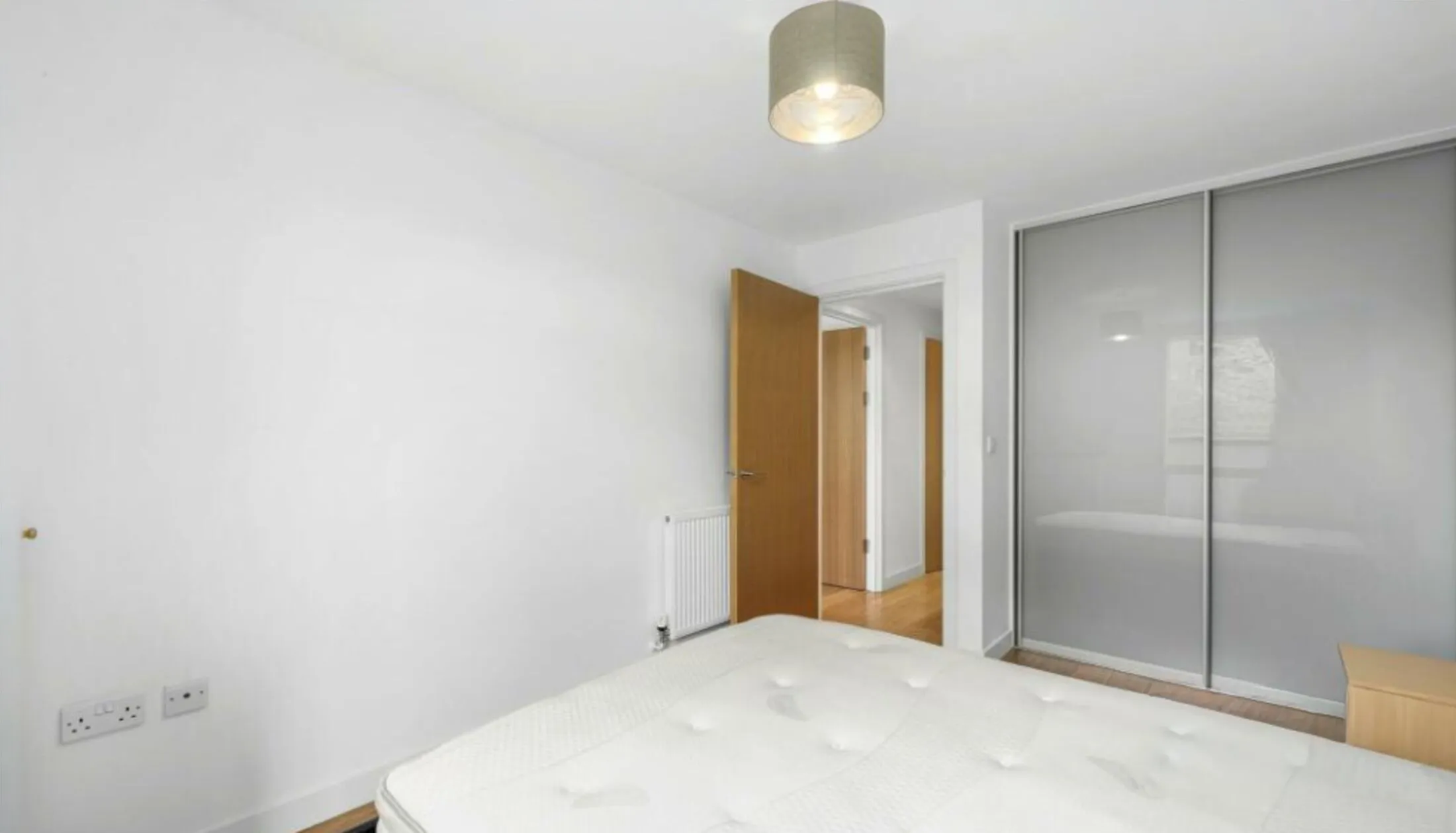 Flat Conington Road in Greater London