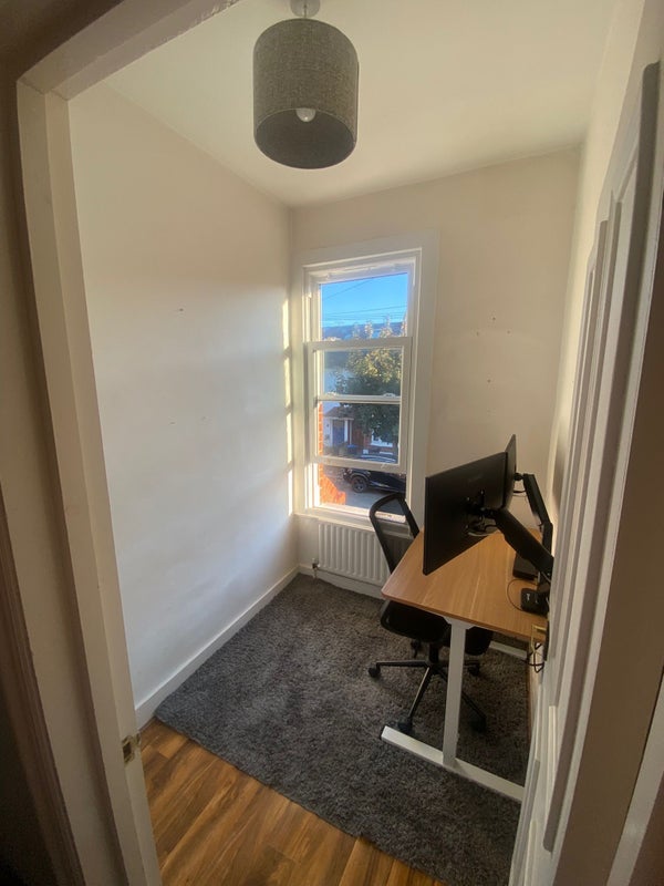 Room Milner Road in Greater London