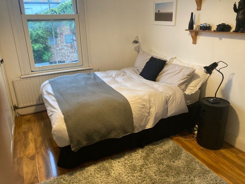 Room Milner Road in Greater London