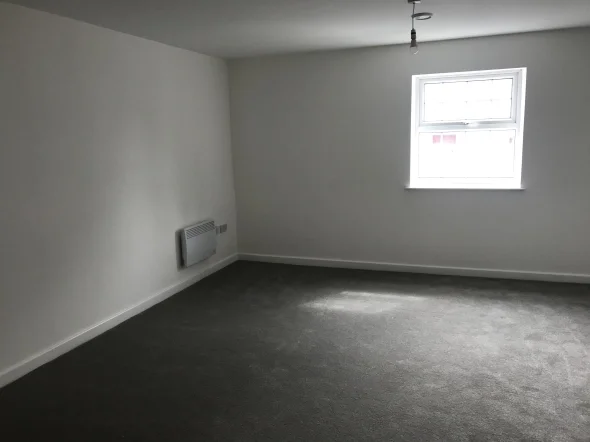 Flat Bearwood Road in Sandwell