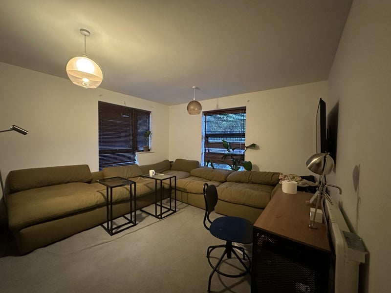 Flat Greenwood Terrace in Salford