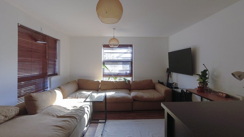 Flat Greenwood Terrace in Salford