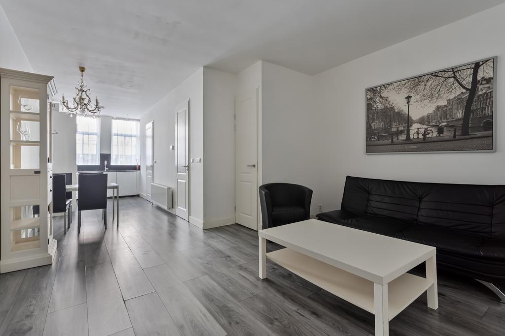Appartement Albert Cuypstraat 248 H in Amsterdam