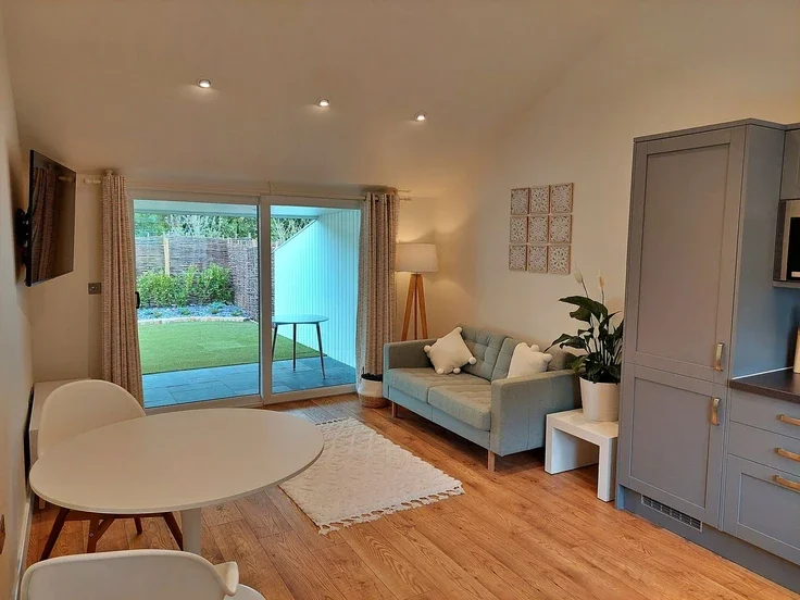 Flat Dunley Lane in Teignbridge