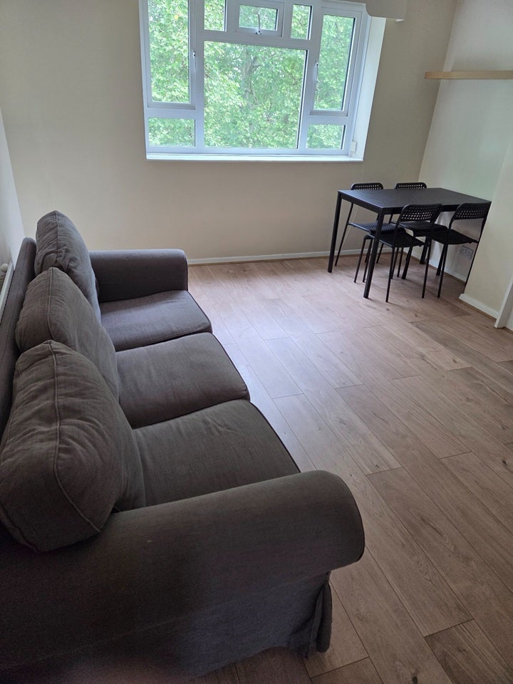 Flat Sulivan Court in Greater London
