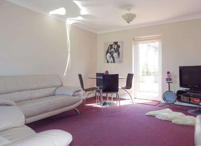 House Larchmore Close in Swindon