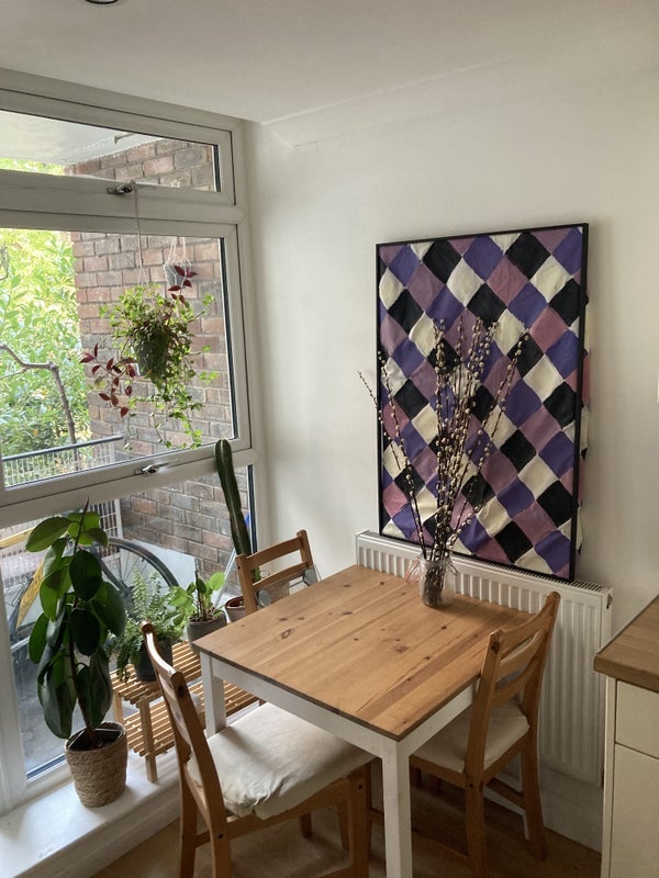 Room Ringmer Gardens in Greater London