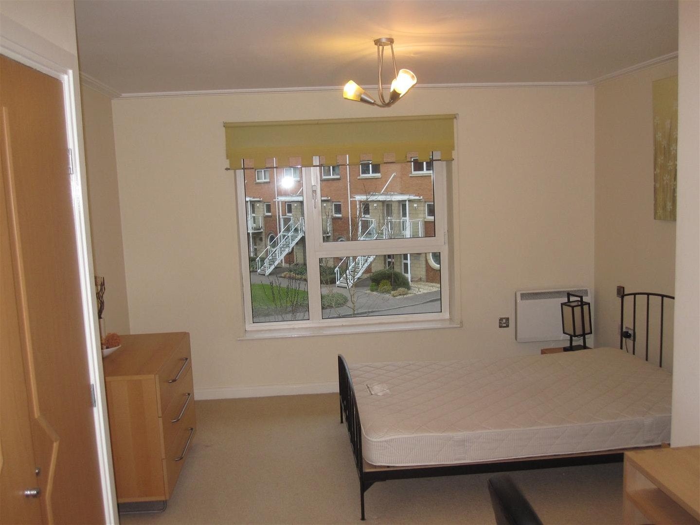 Flat Lynton Court in Cardiff