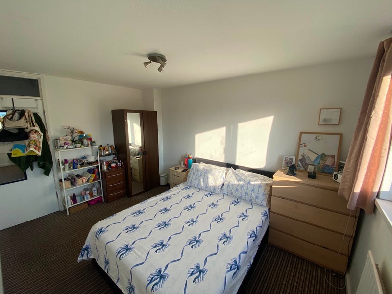 Room Wimbledon Park Road in Greater London