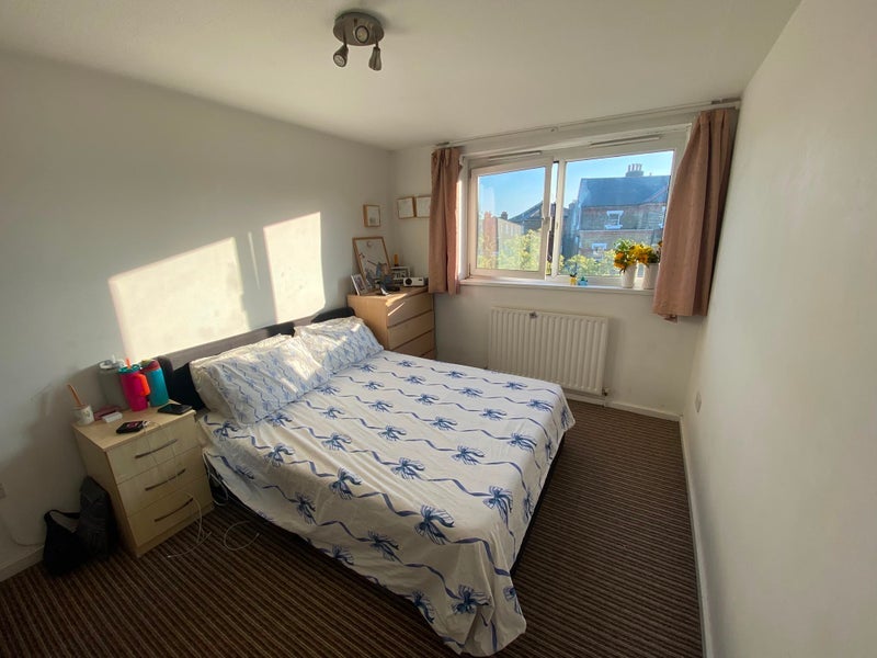 Room Wimbledon Park Road in Greater London