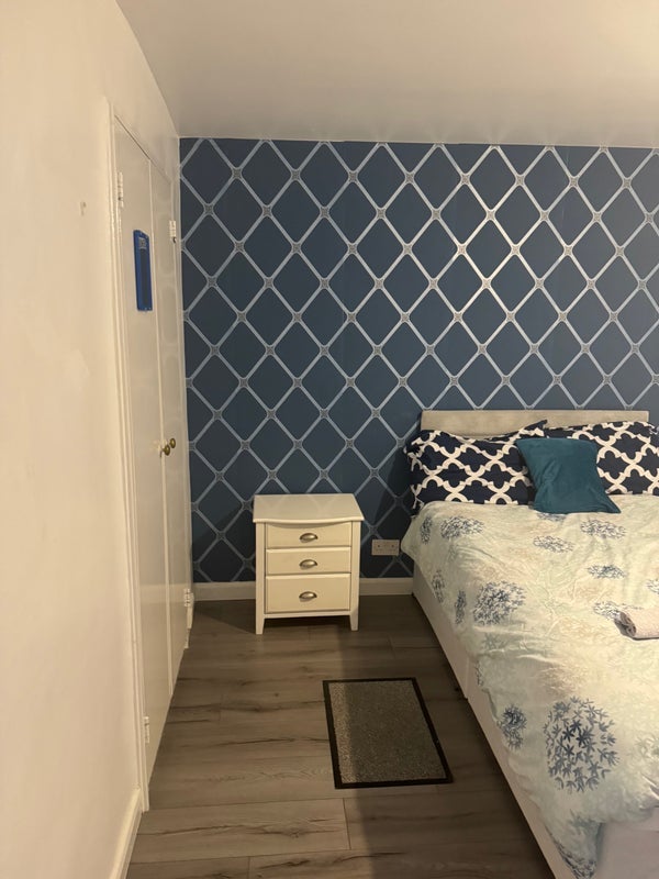 Room The Link in Crawley