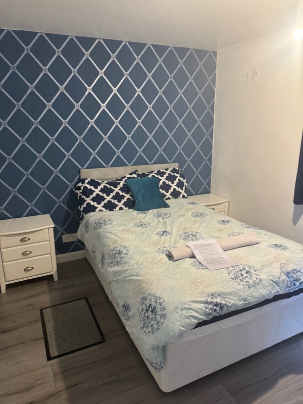 Room The Link in Crawley