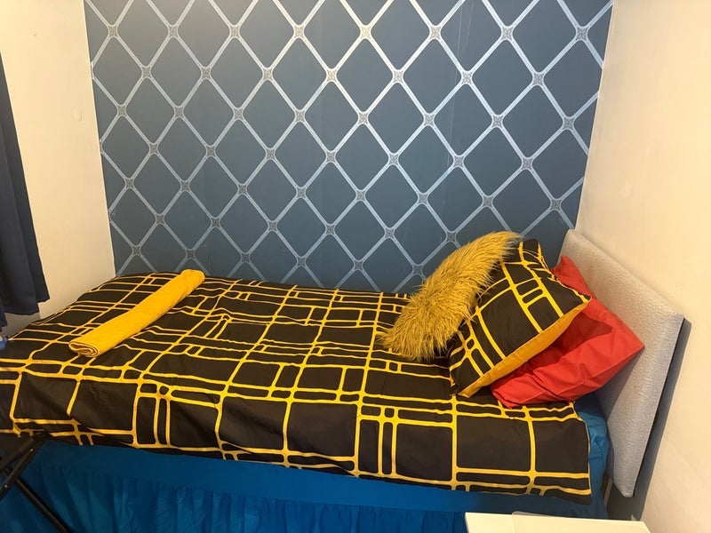 Room The Link in Crawley