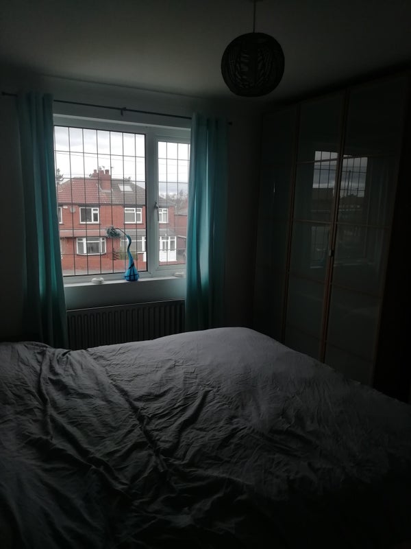 Room Allenby Road in Leeds