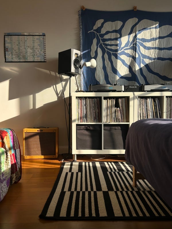 Room Rye Lane in Greater London