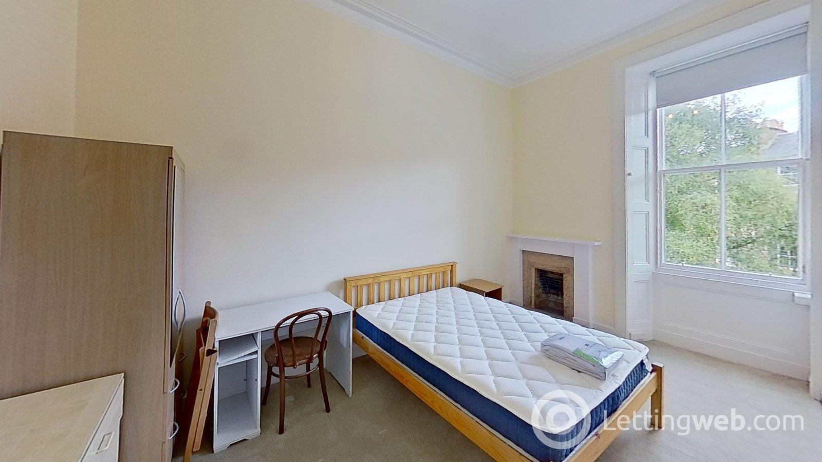 Flat Marchmont Road in City of Edinburgh