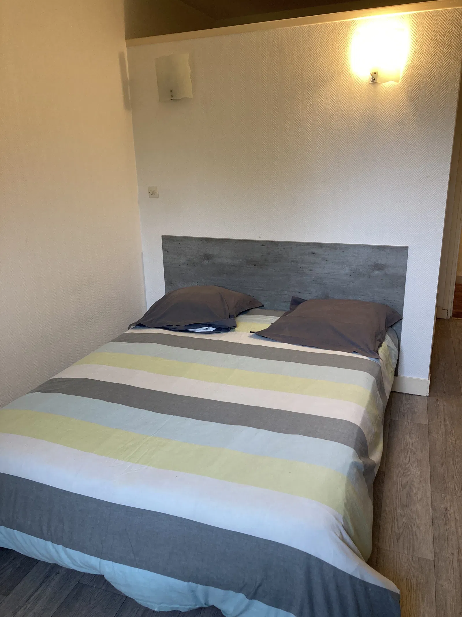 Chambre Rue de l'Épan à Joué-lès-Tours