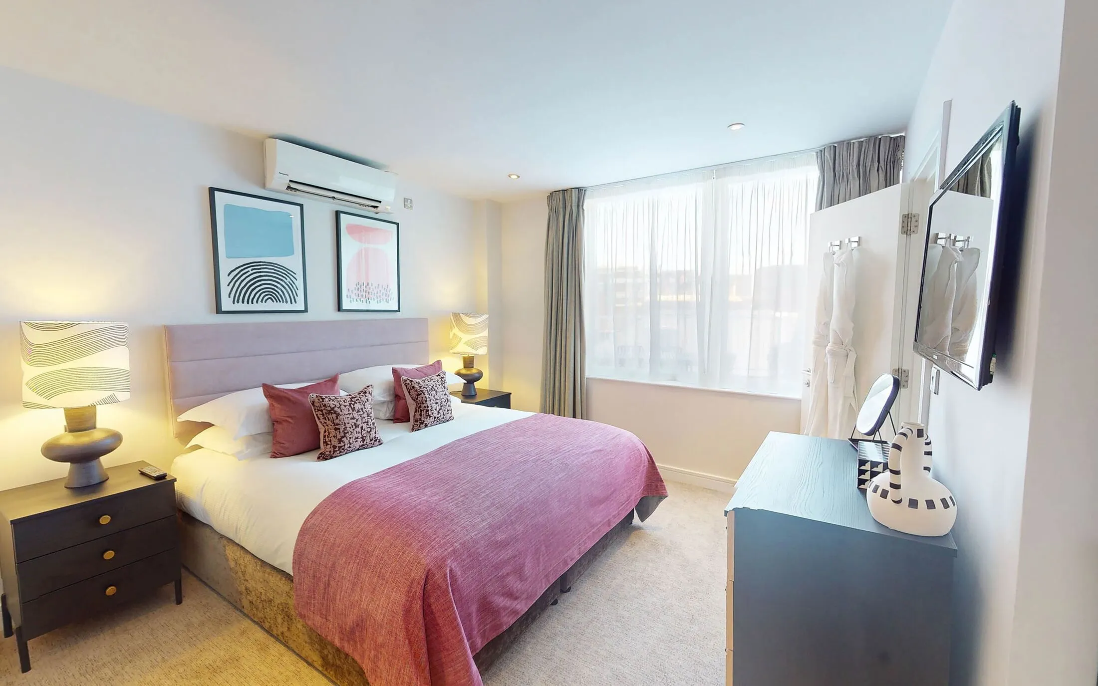Flat Glendower Place in Greater London