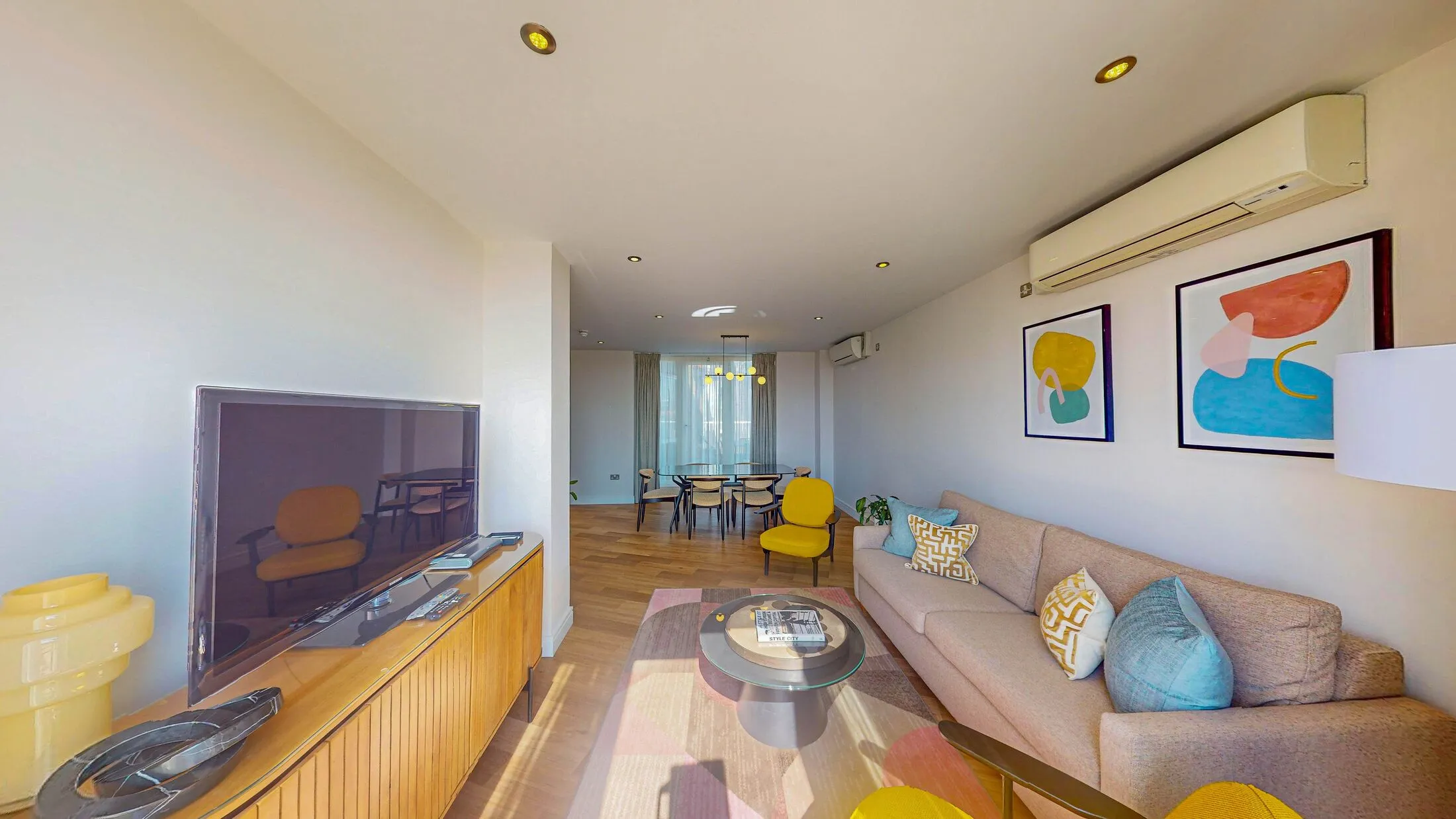 Flat Glendower Place in Greater London