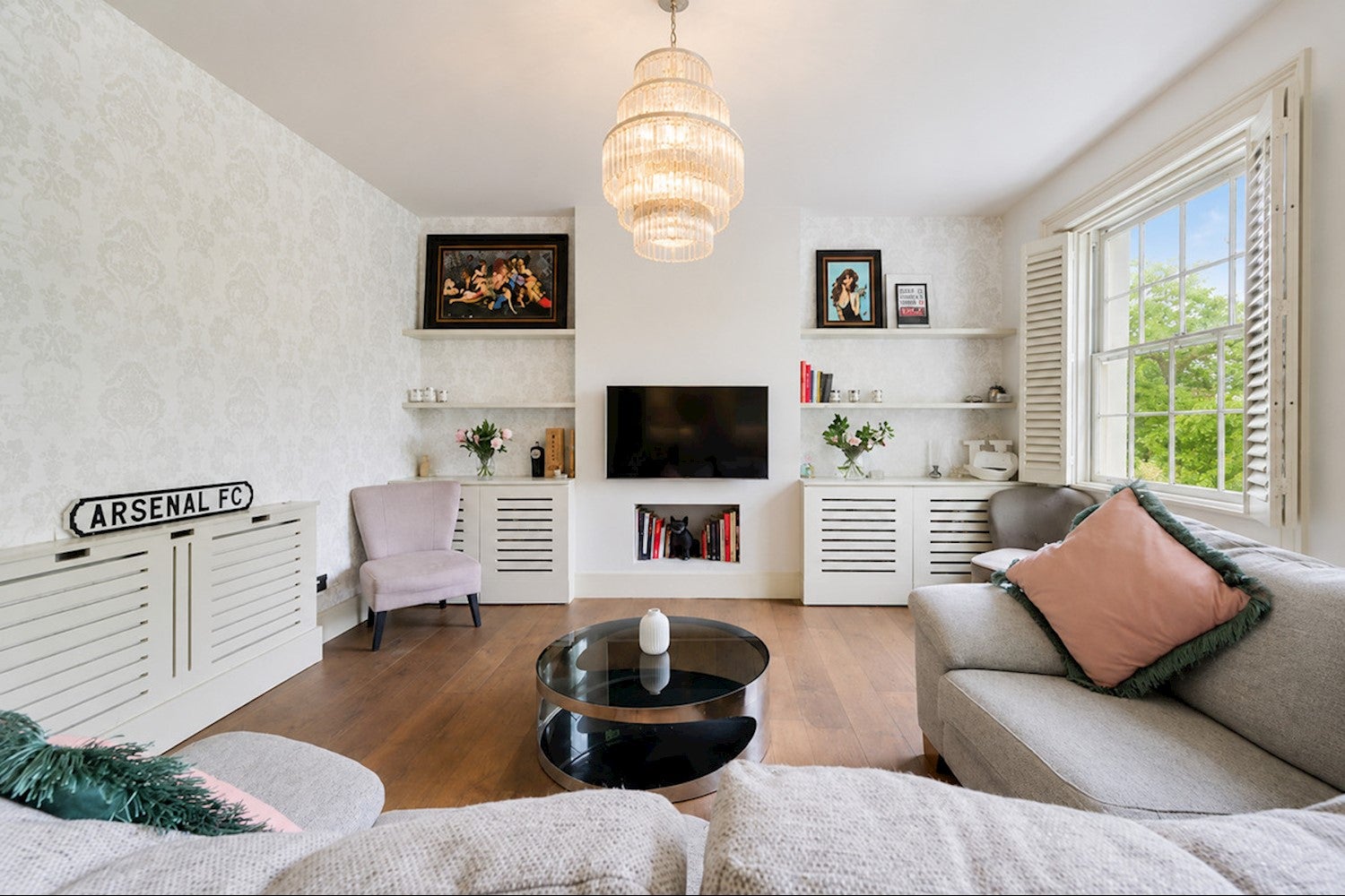 Flat Liverpool Road in Greater London