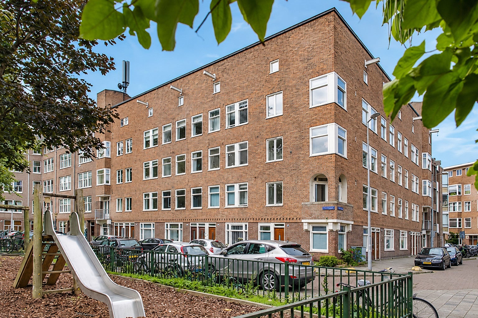 Appartement Westzaanstraat in Amsterdam