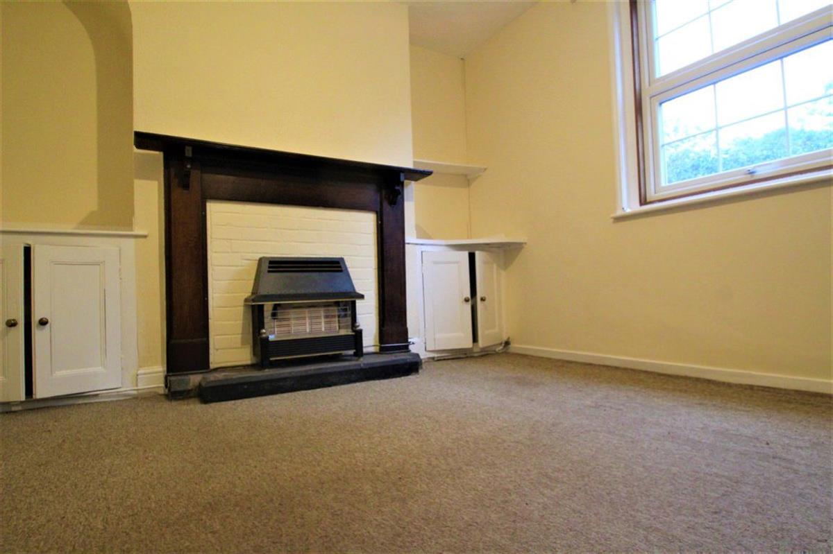 House A438 in Sugwas Pool