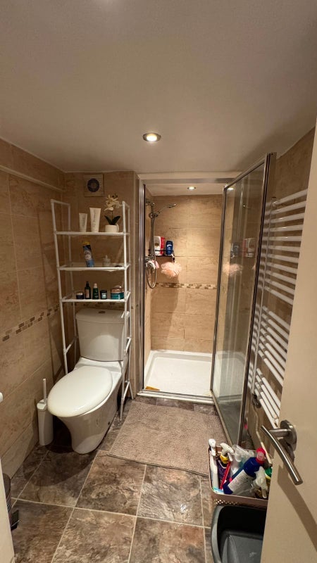 Room Russell Gardens in Greater London