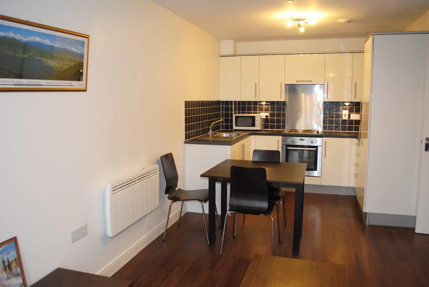Flat Willows Avenue in Greater London