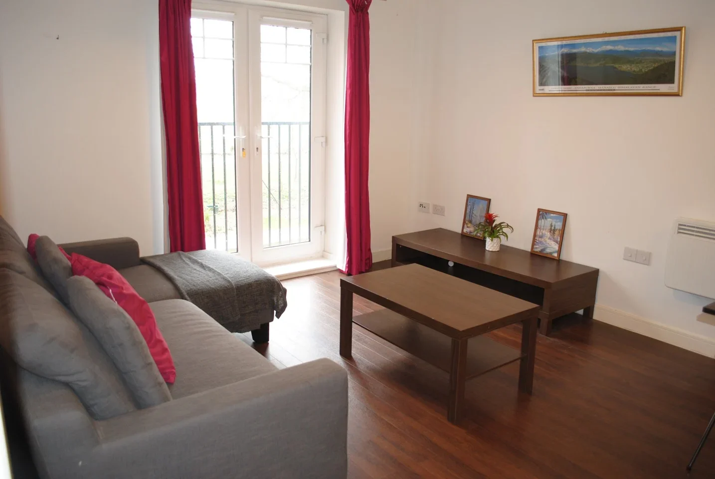 Flat Willows Avenue in Greater London