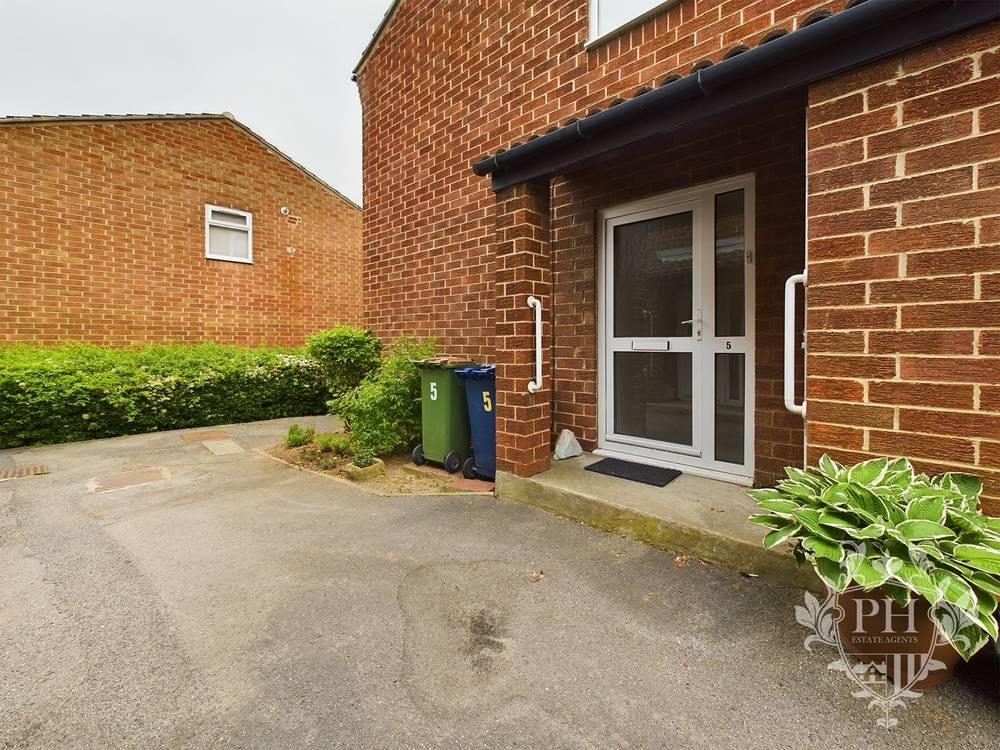 Flat Guildford Road in Redcar