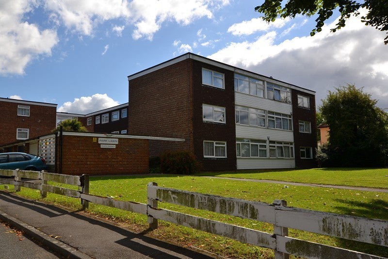 Flat Parchmore Road in Greater London