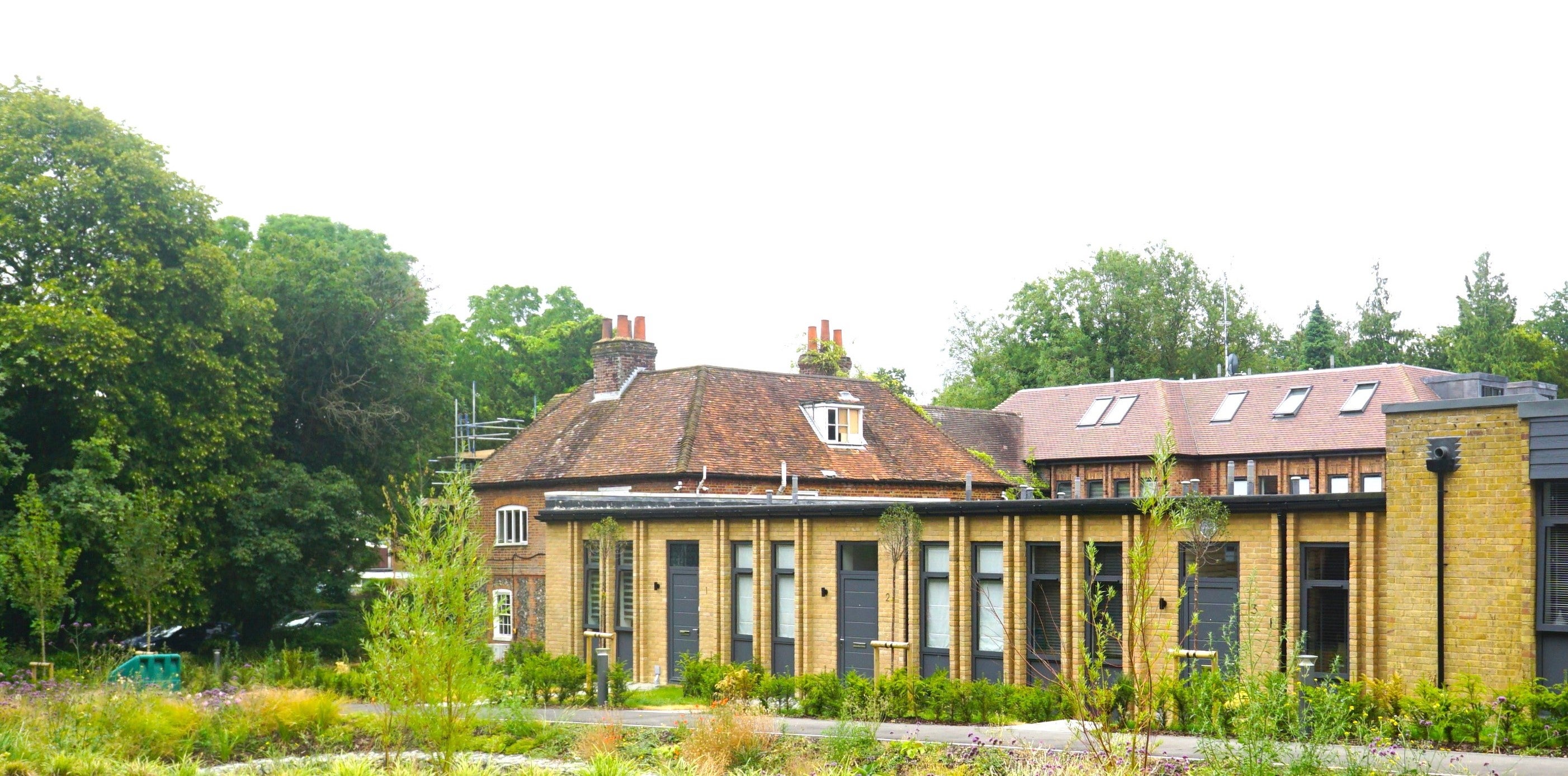 Flat Manor Road in Greater London