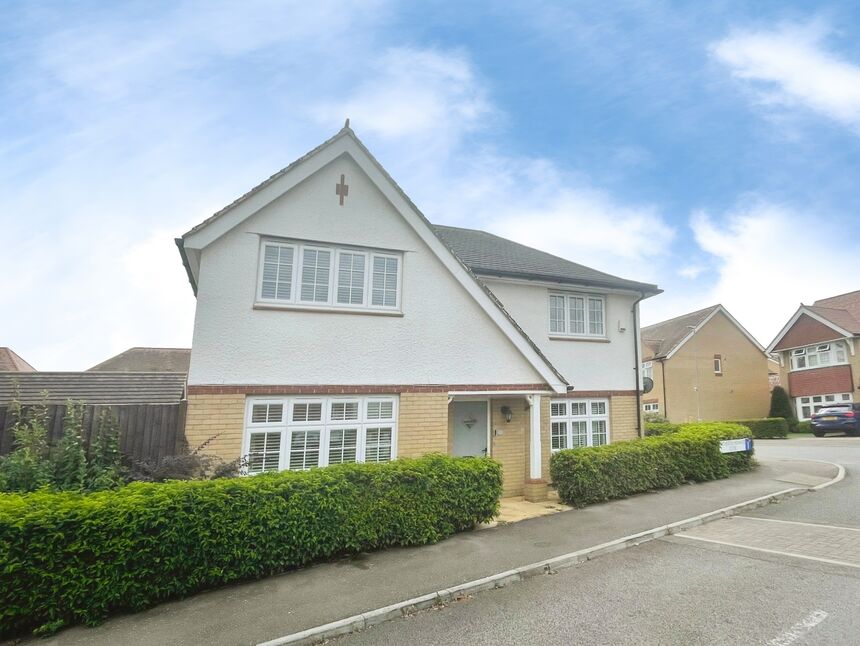 House Catherine Howard Close in Tonbridge and Malling
