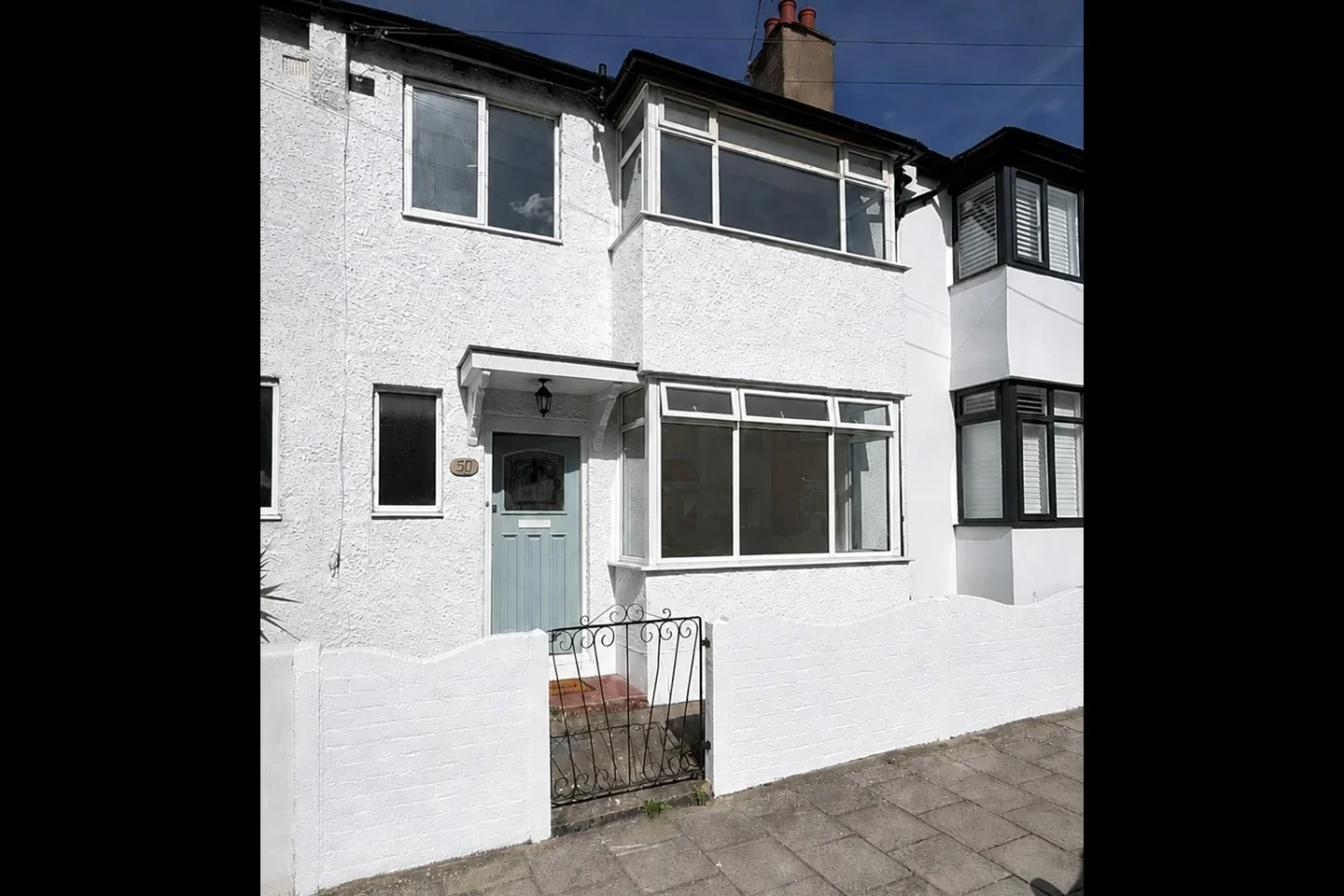House Hepworth Road in Greater London