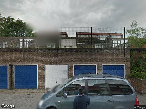 Flat Seabrooke Rise in Grays