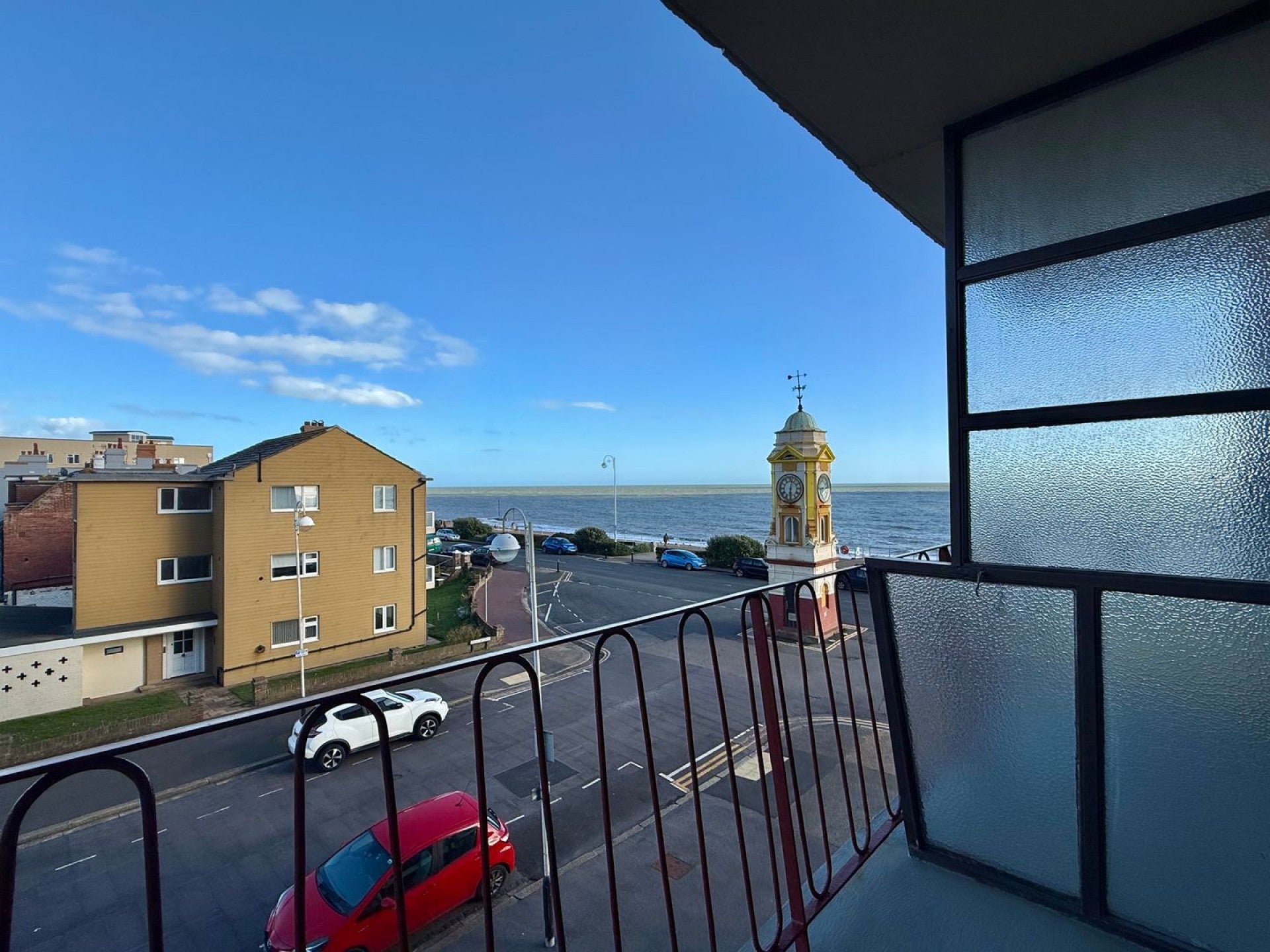 Flat Park Avenue in Rother