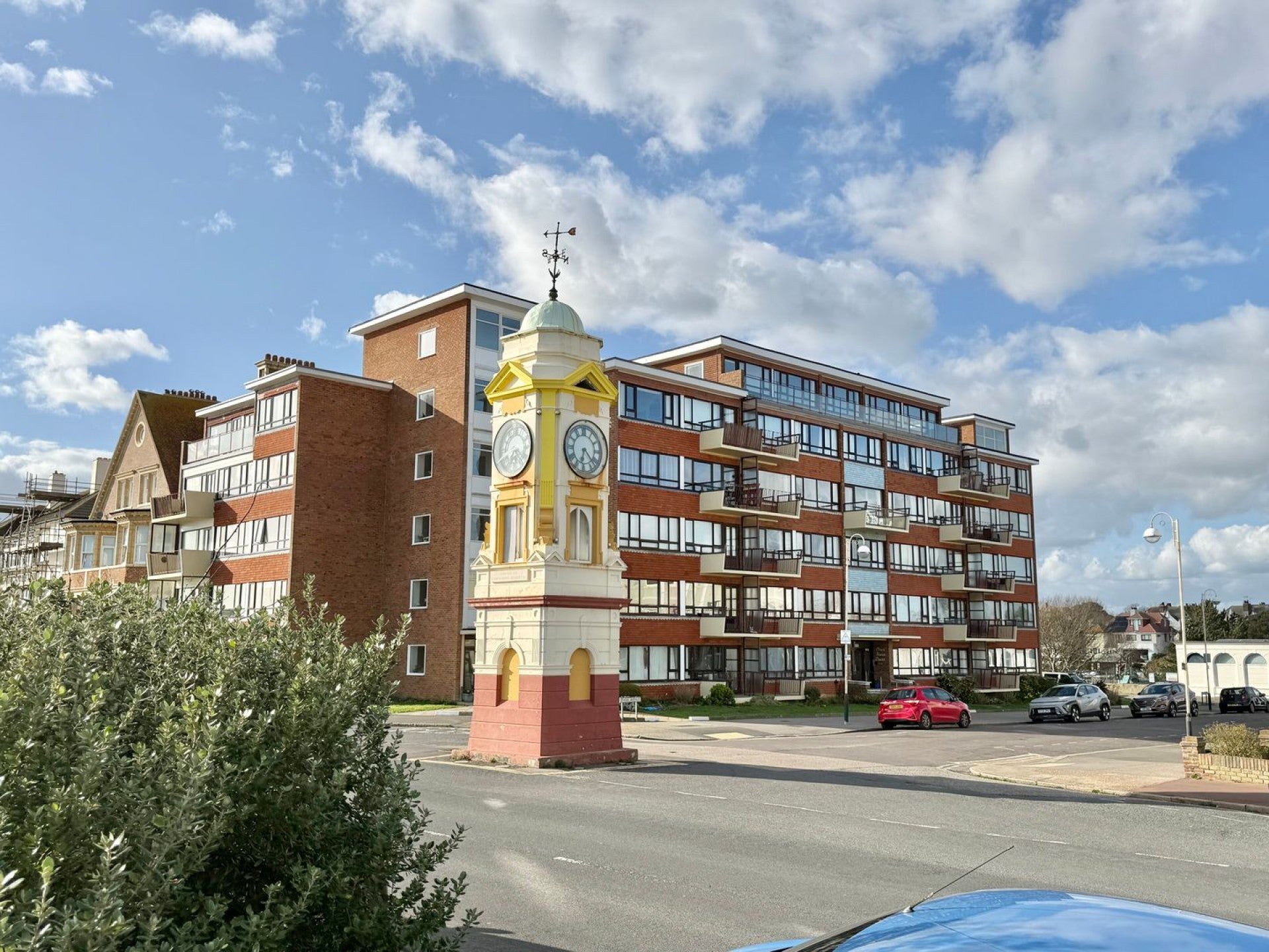 Flat Park Avenue in Rother