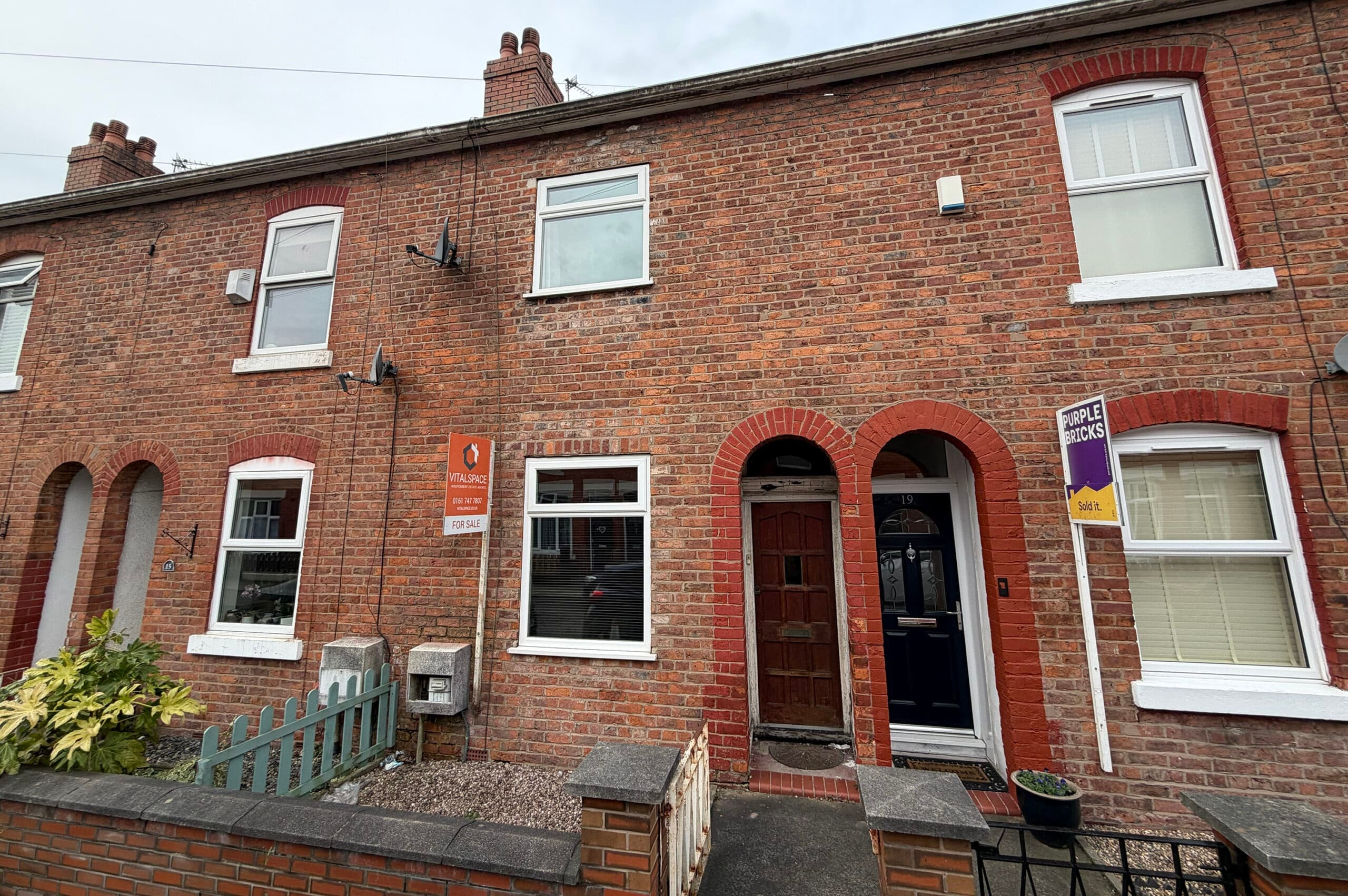 House Poplar Grove in Trafford