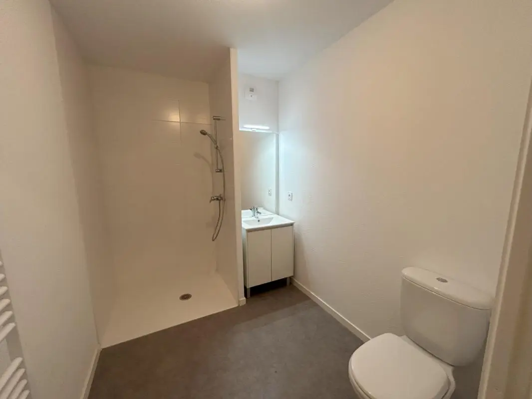 Flat Rue de l'alose in Lormont