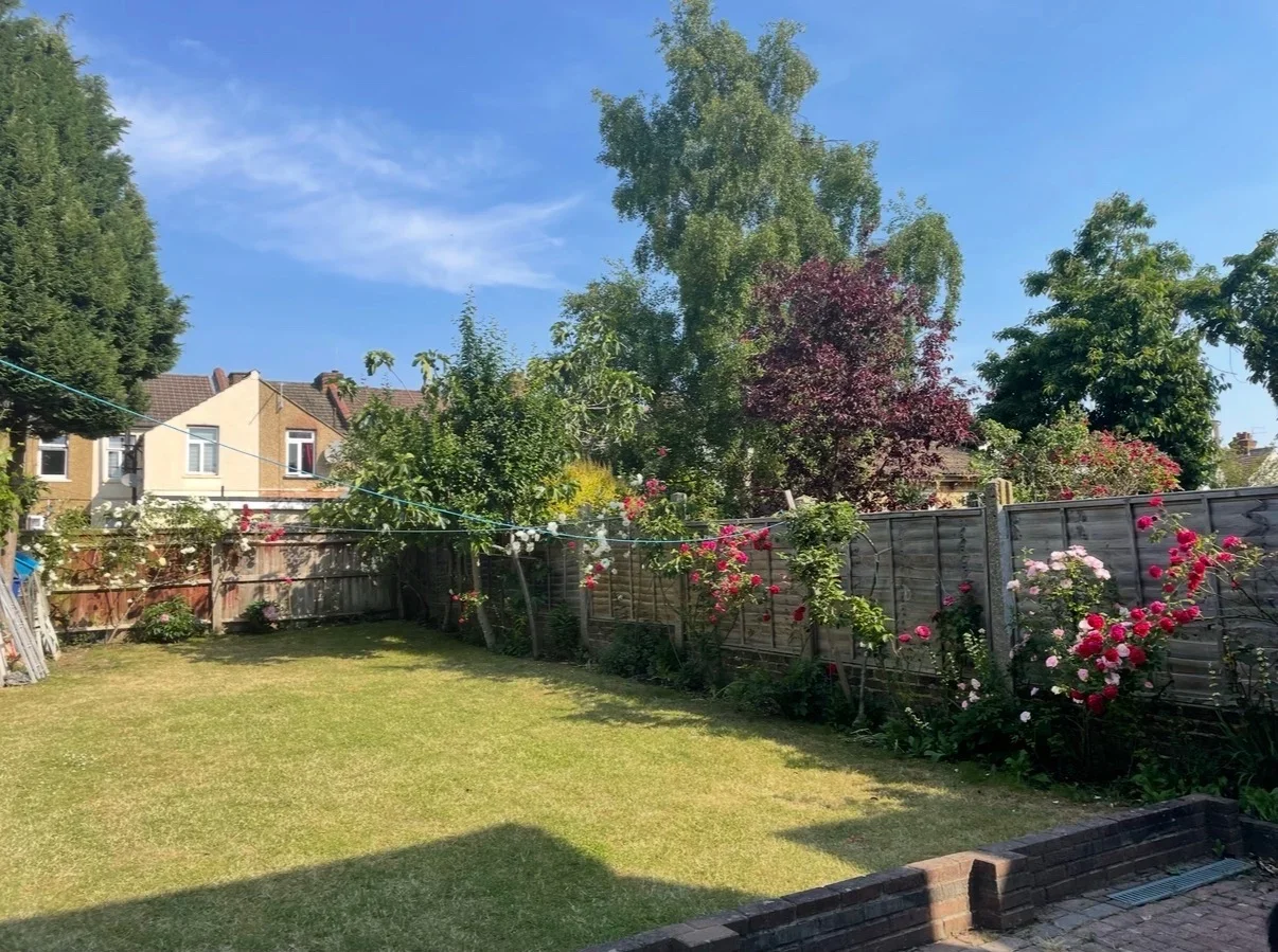 Room Hagden Lane in Watford