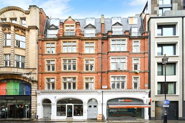 Flat Newman Street in City of Westminster